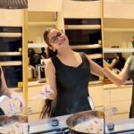 ‘একজন চিংড়ি প্রিয় পরী’