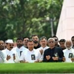 জিয়াউর রহমানের সমাধিতে শ্রদ্ধা জানালেন প্রধানমন্ত্রী