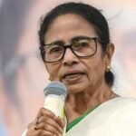 ভরাডুবির পর ঘুরে দাঁড়ানোর ডাক মমতার