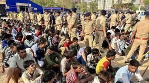 ‘অবৈধ’ বাংলাদেশিদের জন্য পশ্চিমবঙ্গে হোল্ডিং সেন্টার তৈরির নির্দেশ