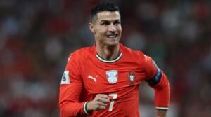 রোনালদো সম্পর্কে এমনটি বলা ‘ছেলেমানুষি’