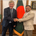 প্রধানমন্ত্রীর পররাষ্ট্র উপদেষ্টার সঙ্গে আন্তর্জাতিক জলবায়ু প্রতিনিধিদলের সৌজন্য সাক্ষাৎ