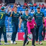 বাংলাদেশকে মাটিতে নামিয়ে এনে হোয়াইটওয়াশ করল অস্ট্রেলিয়া