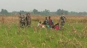 লালমনিরহাট সীমান্তে ৩৩ জনকে পুশইনের চেষ্টা, বিজিবির বাধা