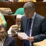 দেশের ৫৫তম বাজেট উপস্থাপন করছেন অর্থমন্ত্রী আমির খসরু