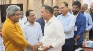 তোষামোদ নয়, জনগণের সামনে সত্য তুলে ধরুন : প্রধানমন্ত্রী