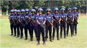 নানা সংকটে চ্যালেঞ্জে পুলিশ