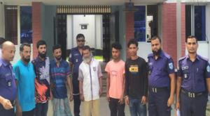 বোচাগঞ্জে মাদক কারবারি ১নারীসহ আটক ৪