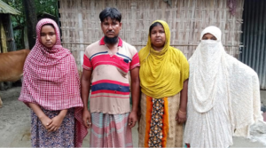 ডোমারে জোড়াবাড়ীতে এক অসহায় পরিবারের জমি দখলের চেস্টা