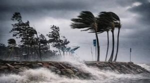 ১৭ জেলায় রাতের মধ্যে ঝড়ের আভাস