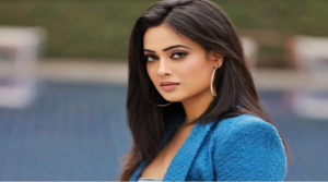 খাবারের প্যাকেটে করে এলো তেলাপোকা, কর্তৃপক্ষের দৃষ্টি আকর্ষণ অভিনেত্রীর