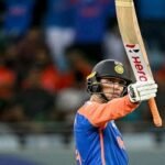 অভিষেকের তাণ্ডব, ৯১ বলে ২৩৩