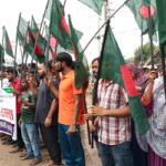 আশুলিয়ায় চুক্তি ভঙ্গের অভিযোগে ইনজেনিটেক্স শ্রমিকদের বিক্ষোভ