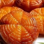 ছুটির দিনে বানিয়ে ফেলুন তালের পাকন পিঠা