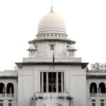 চেয়ার বা সোফার পেছনে জাতীয় পতাকা ব্যবহার বন্ধে হাইকোর্টের নির্দেশ