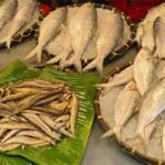 বাজারে সরবরাহ থাকলেও নাগালের বাইরে ইলিশ
