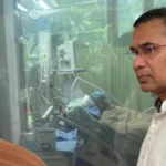 আহত সেনা কর্মকর্তাকে সিএমএইচে দেখতে গেলেন প্রধানমন্ত্রী