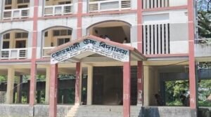 এক বিদ্যালয়ের ৫০ শিক্ষার্থী অসুস্থ, কারণ খুঁজতে তদন্ত কমিটি গঠন