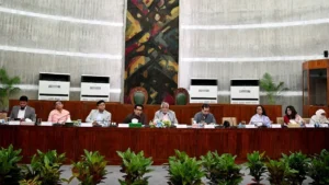বাধ্যতামূলক অবসরে পাঠানো কর্মকর্তাদের তালিকা চাইল সংসদীয় কমিটি
