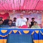 নওগাঁর নিয়ামতপুর ঘুঘুডাঙ্গা তালতলী বণিক সমিতির পক্ষ থেকে সাংসদ মোস্তাফিজুরকে সংবর্ধনা 